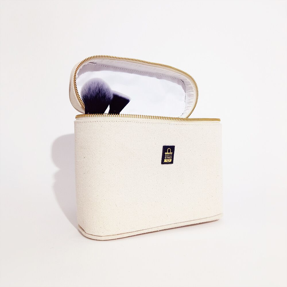 Kosmetiktasche aus dickem Naturleinen Kosmetiktasche aus dickem Naturleinen