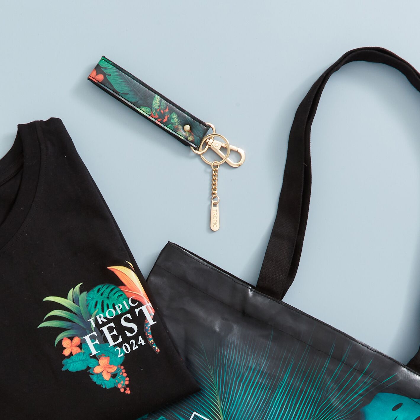 Personalisierte Schlüsselanhänger aus Veganem Leder1 Personalisierte Schluesselanhaenger aus Veganem Leder1